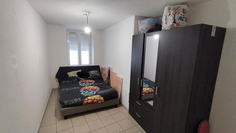 Immeuble - 130 m² - 6 pièces