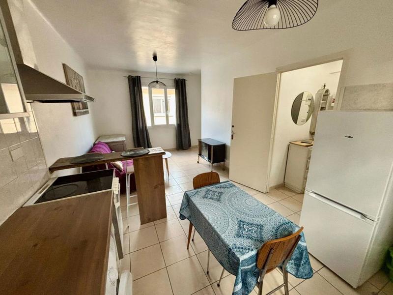 Immeuble - 110 m² - 6 pièces