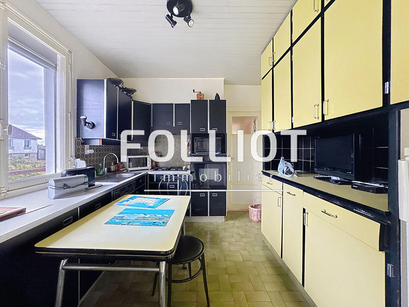 Maison - 98 m² - 4 pièces