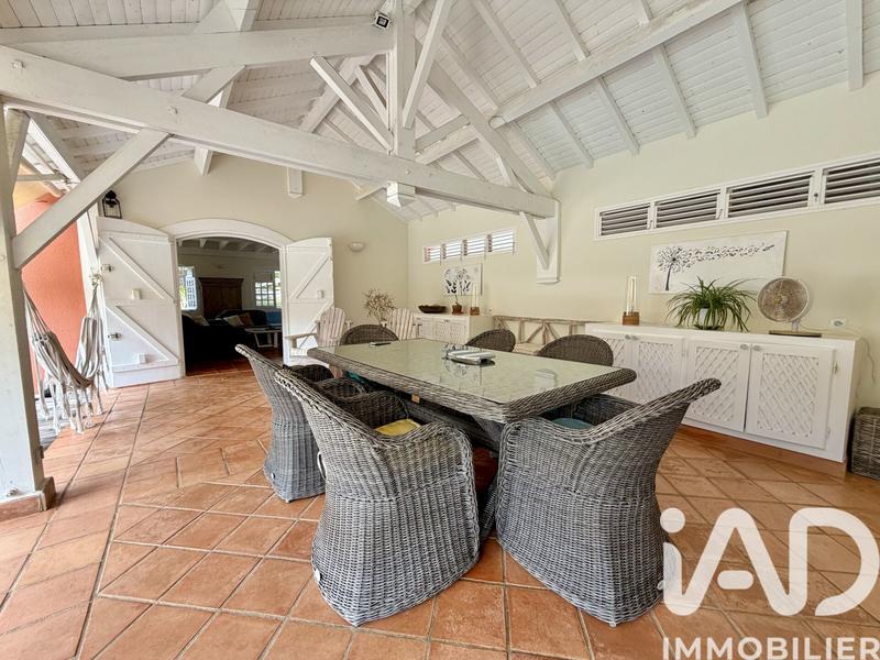 Maison - 138 m² - 5 pièces