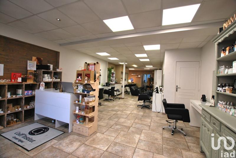 Local commercial - 102 m²