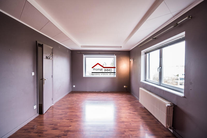 Maison - 200 m² - 10 pièces