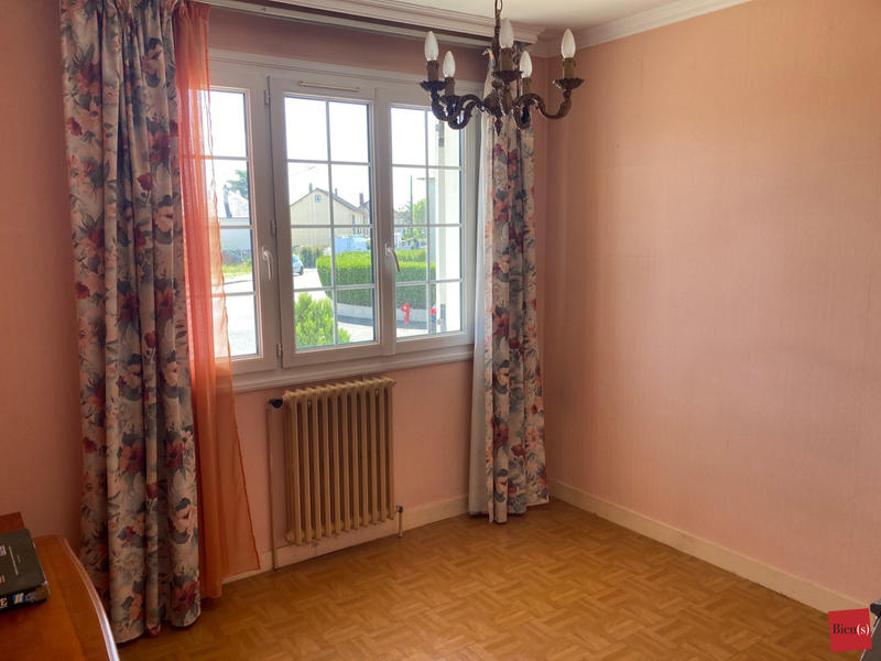 Maison - 102 m² - 7 pièces