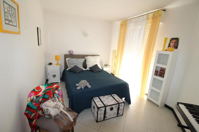 Villa - 958 m² - 4 pièces