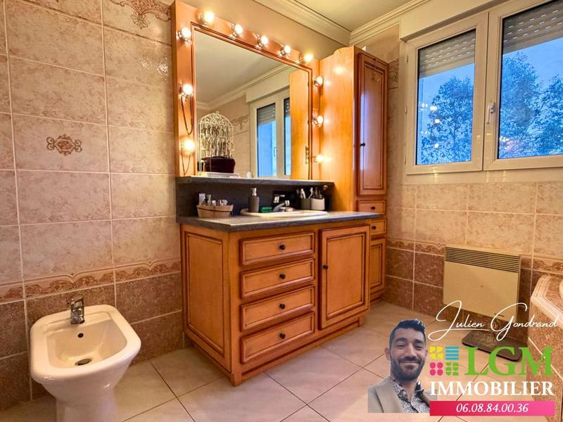 Maison - 170 m² - 4 pièces