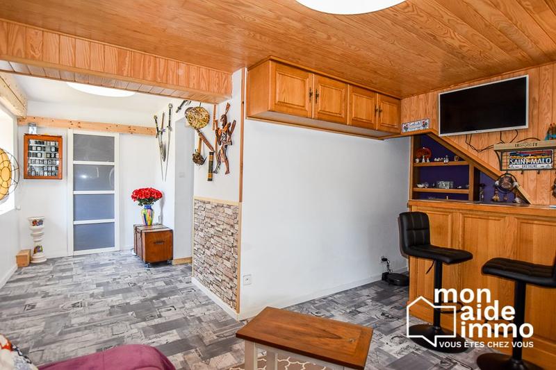 Maison - 104 m² - 5 pièces