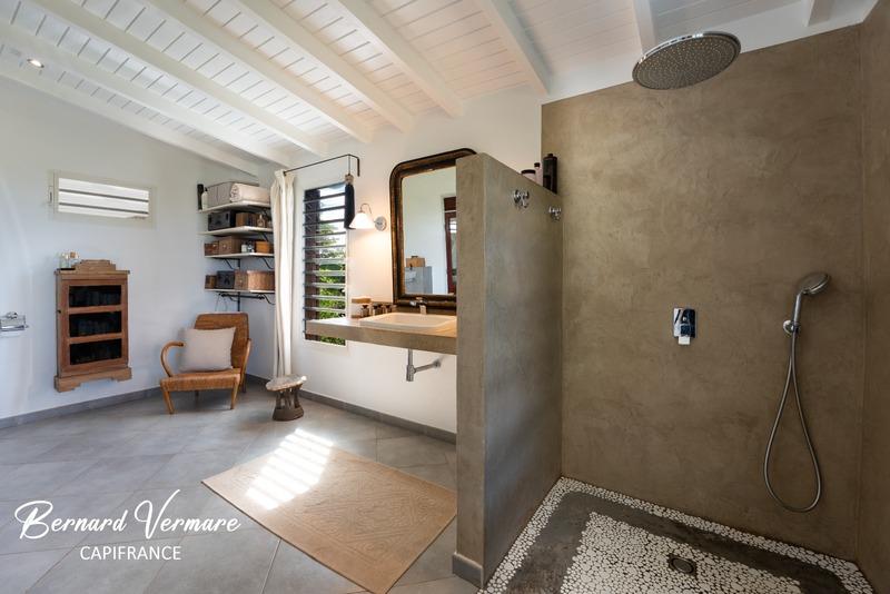 Demeure - 196 m² - 8 pièces