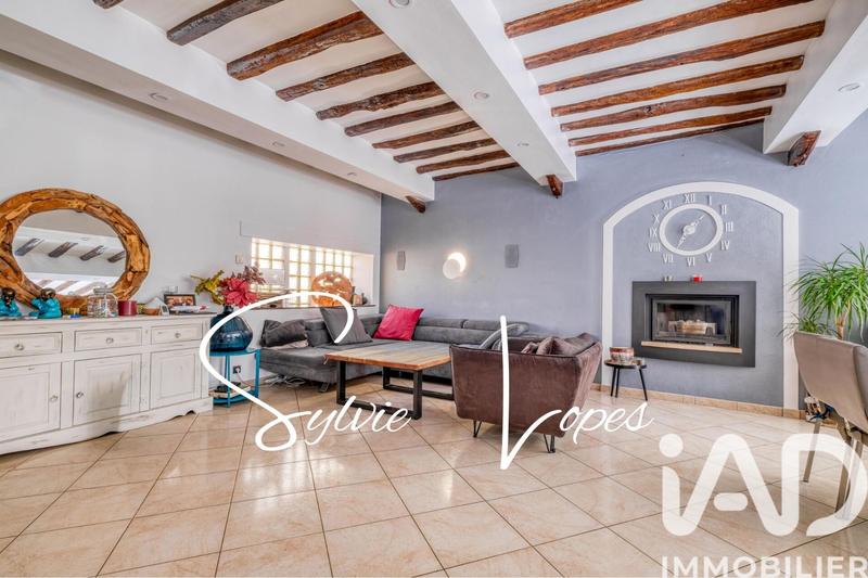 Maison - 170 m² - 5 pièces