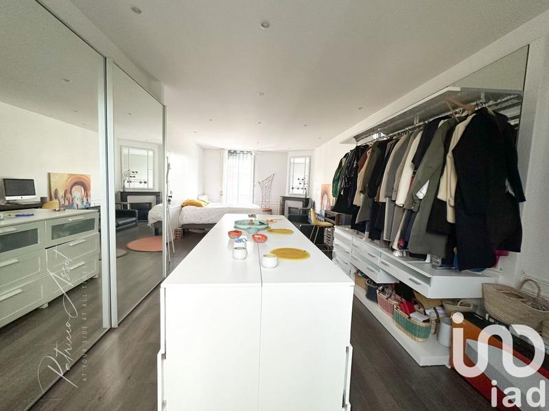 Maison - 200 m² - 7 pièces