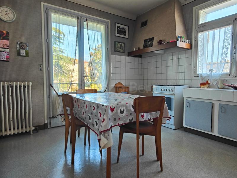 Pavillon - 113 m² - 66 pièces