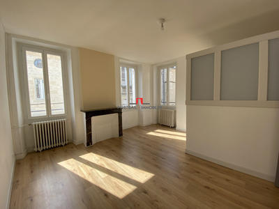 Appartement - 98 m² - 3 pièces