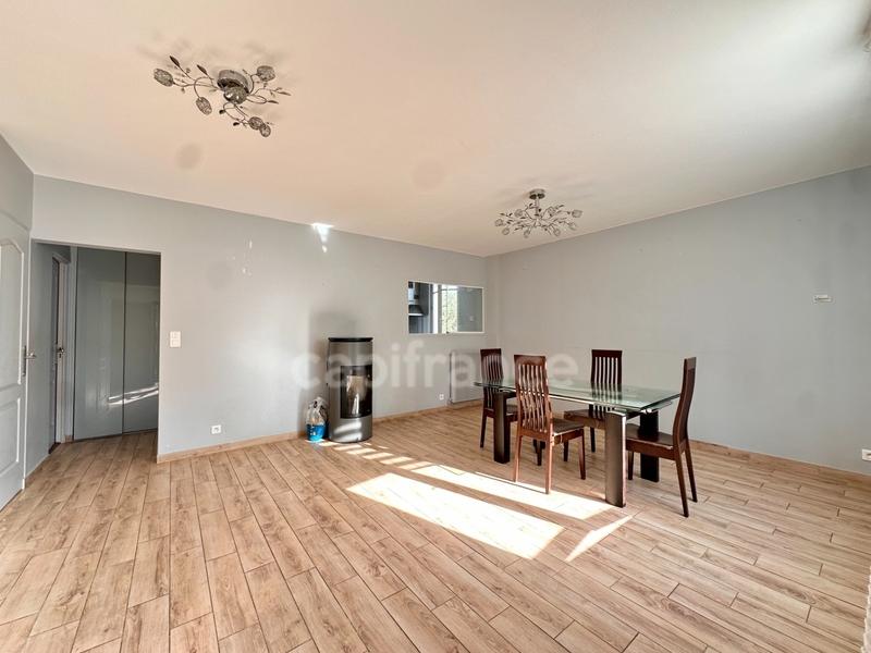 Maison - 140 m² - 5 pièces