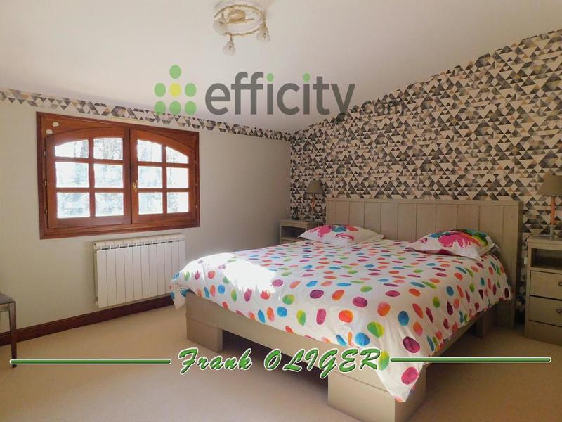 Maison - 300 m² - 11 pièces