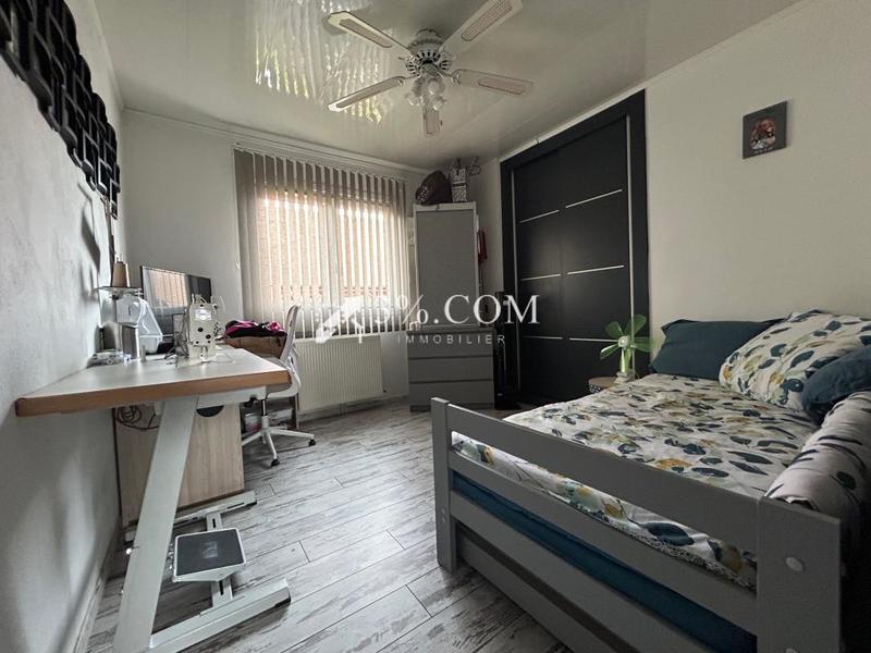 Maison - 96 m² - 6 pièces