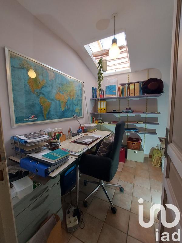 Maison - 242 m² - 7 pièces