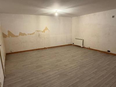 Appartement - 74 m² - 2 pièces