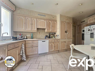 Maison - 158 m² - 7 pièces