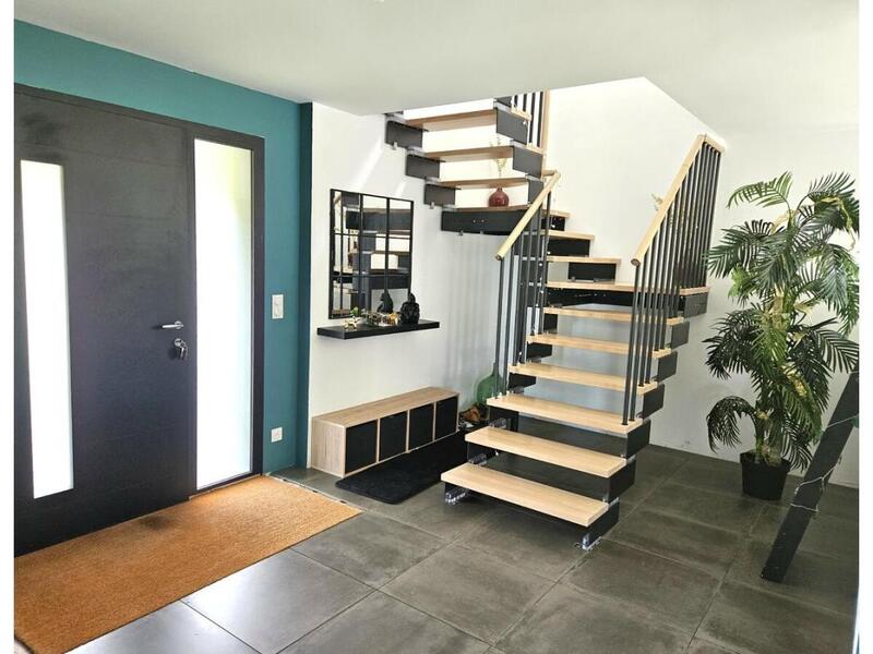 Maison - 291 m² - 12 pièces