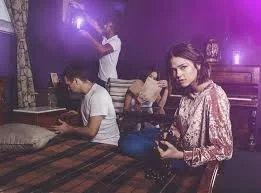 Fonds de commerce - Magasins - 145 m²