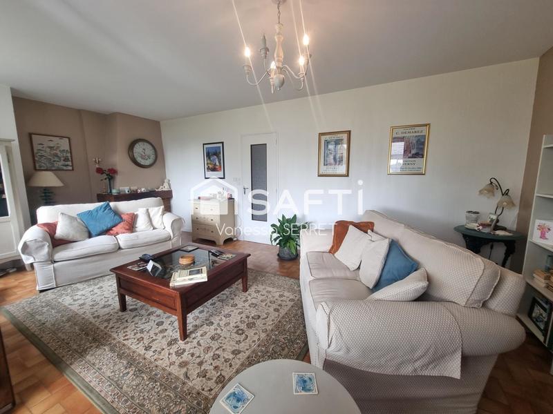 Maison - 137 m² - 5 pièces