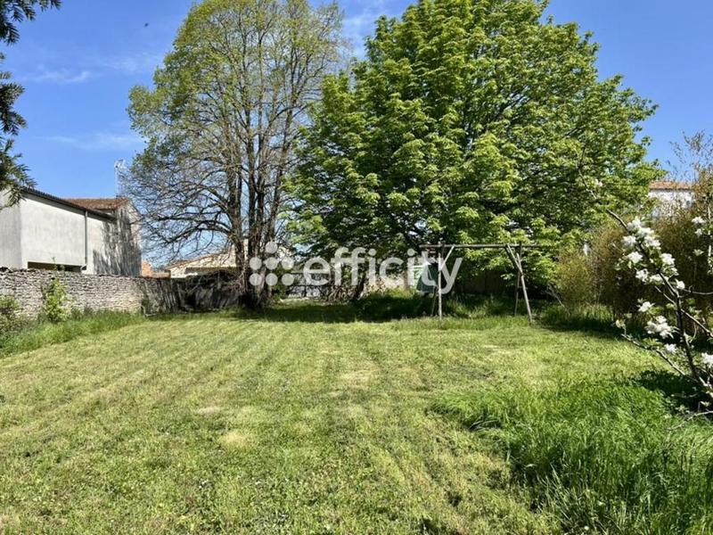 Maison - 215 m² - 9 pièces