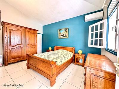 Villa - 174 m² - 7 pièces