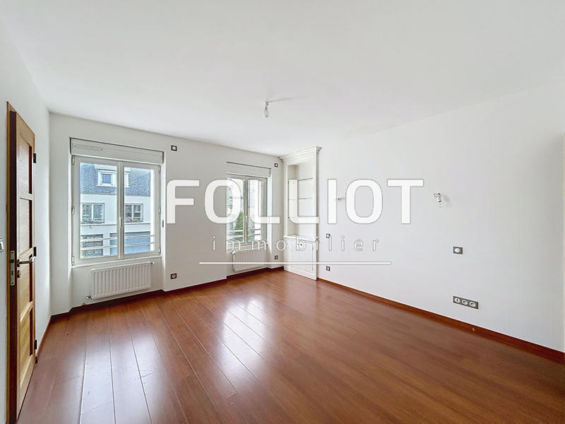 Maison - 170 m² - 5 pièces