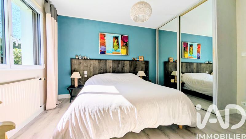 Maison - 163 m² - 9 pièces