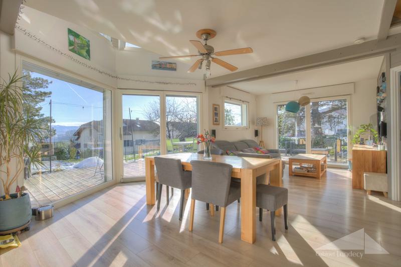 Maison contemporaine - 111 m² - 5 pièces