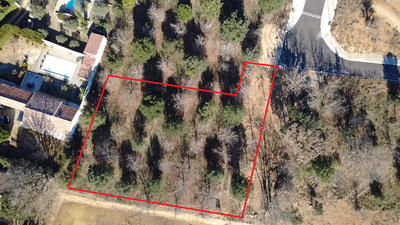 Terrain constructible - 1 311 m²