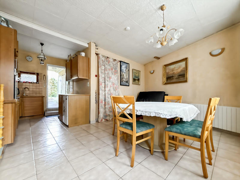 Maison - 80 m² - 4 pièces