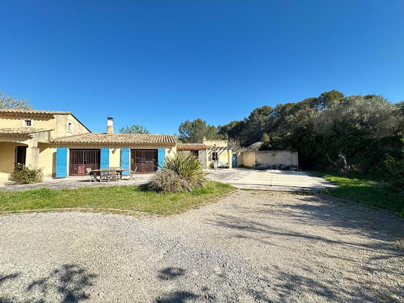 Maison - 175 m² - 7 pièces