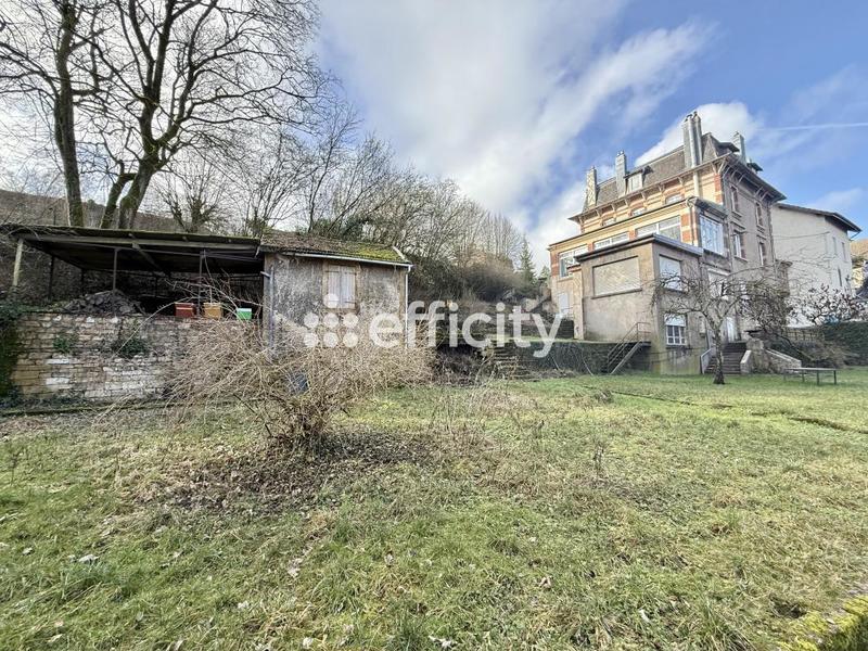 Demeure - 395 m² - 12 pièces