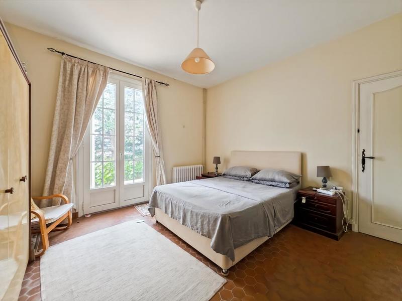 Maison - 186 m² - 7 pièces