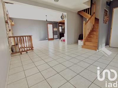 Maison - 101 m² - 5 pièces