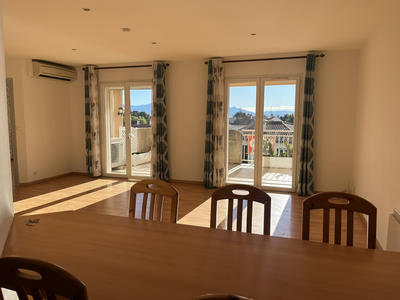 Appartement - 108 m² - 4 pièces