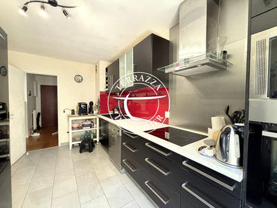 Appartement - 83 m² - 3 pièces