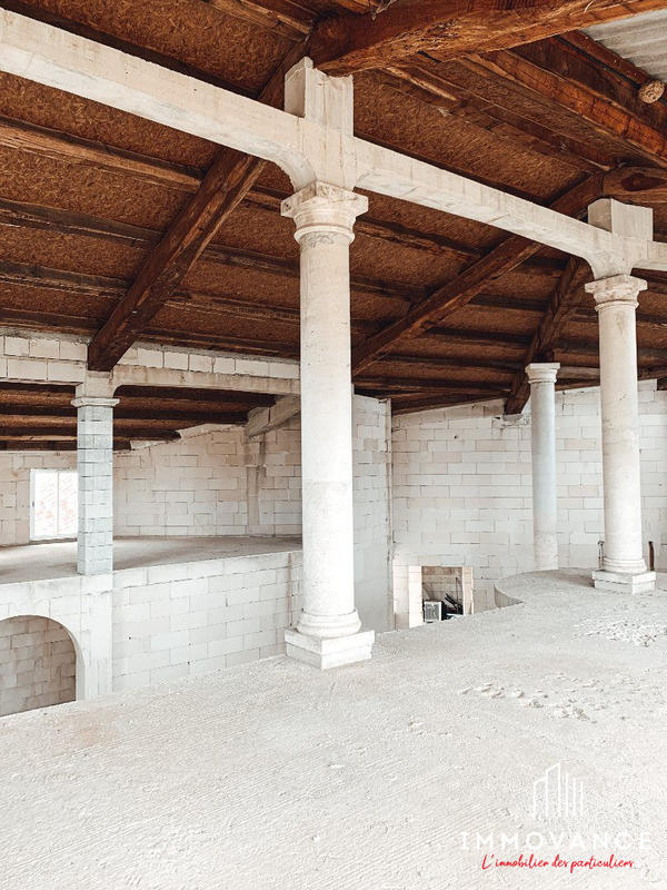 Villa - 558 m² - 9 pièces