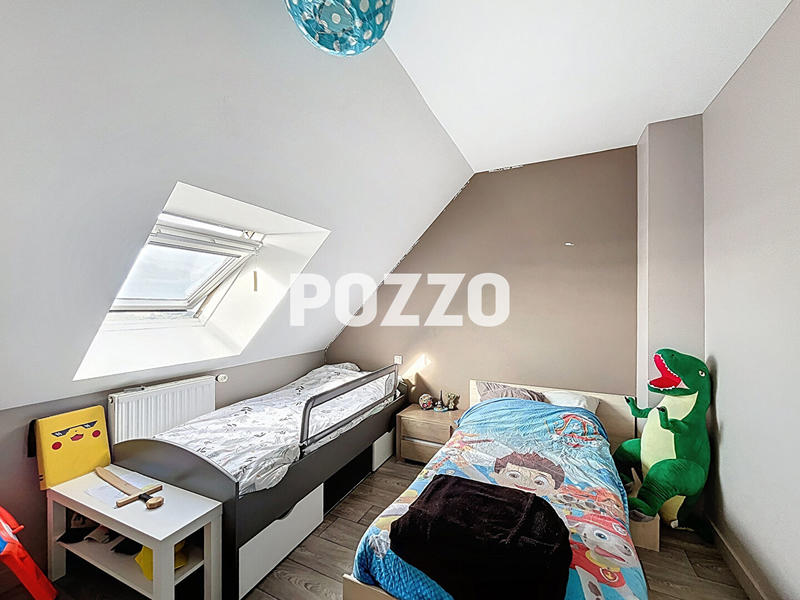 Maison - 102 m² - 6 pièces