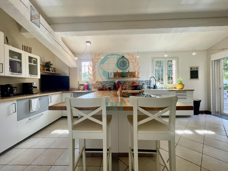 Maison - 140 m² - 4 pièces