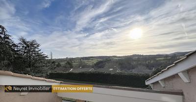 Maison - 127 m² - 5 pièces