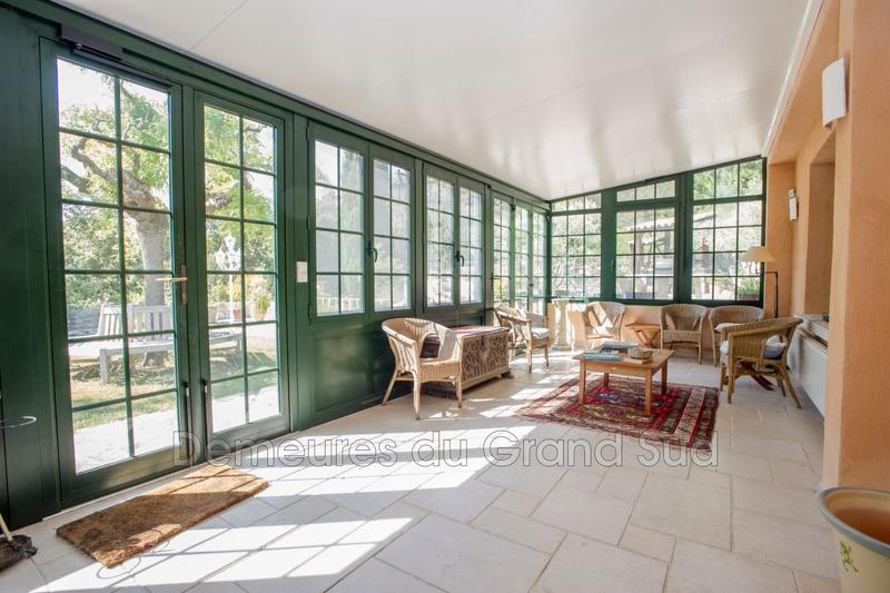 Maison - 365 m² - 10 pièces