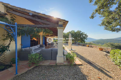 Villa - 275 m² - 10 pièces