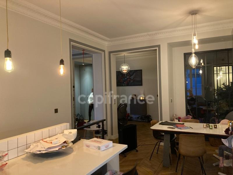 Appartement bourgeois - 175 m² - 6 pièces