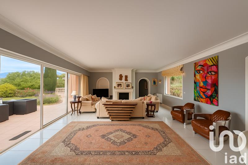 Maison de maîtres - 320 m² - 10 pièces