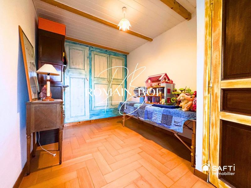 Maison de village - 100 m² - 4 pièces