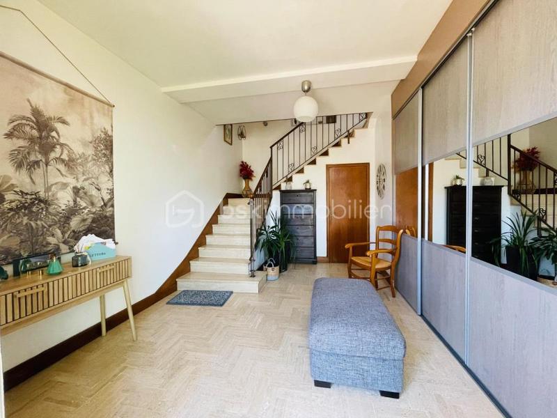 Hôtel particulier - 252 m² - 15 pièces