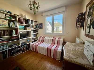 Maison - 147 m² - 7 pièces