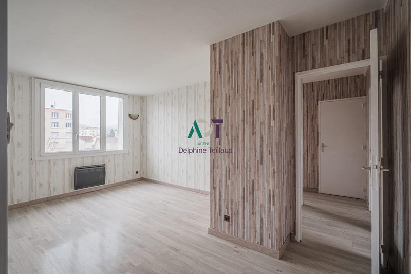 Appartement - 75 m² - 4 pièces