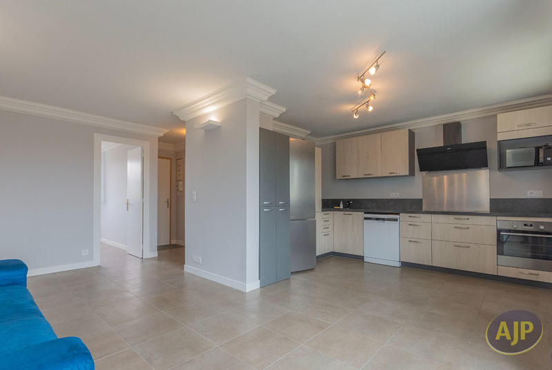 Appartement - 67 m² - 4 pièces